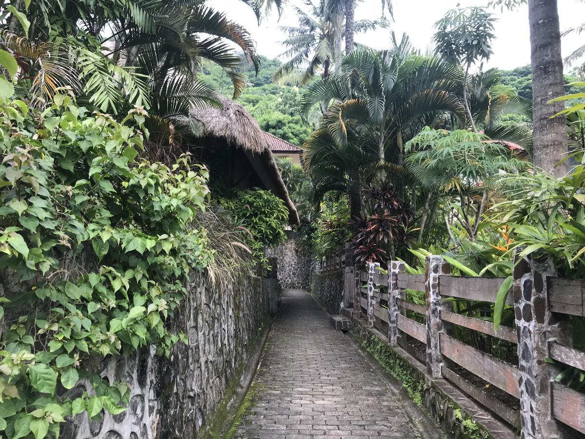 Villa Serendah Senggigi Exterior photo